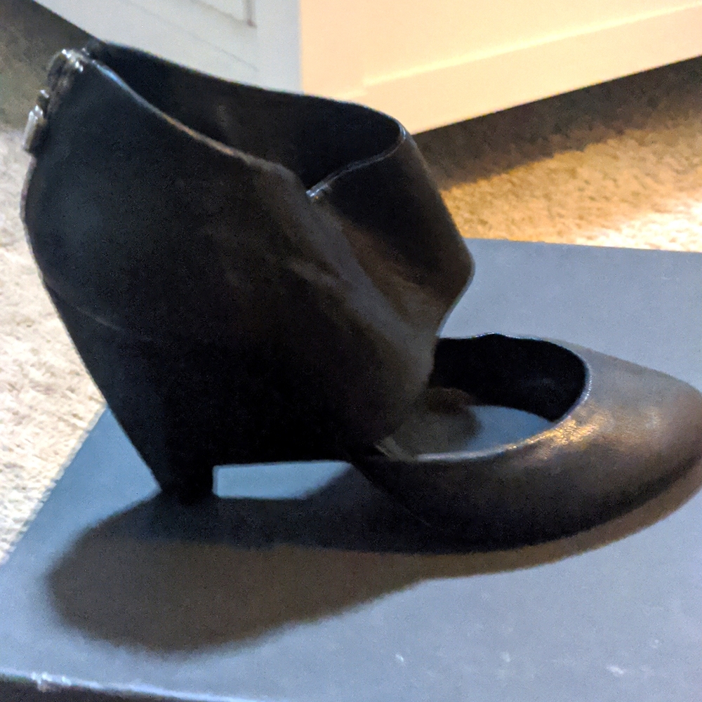 Anthropologie Leifsdottir NIKO Black Wedge 8